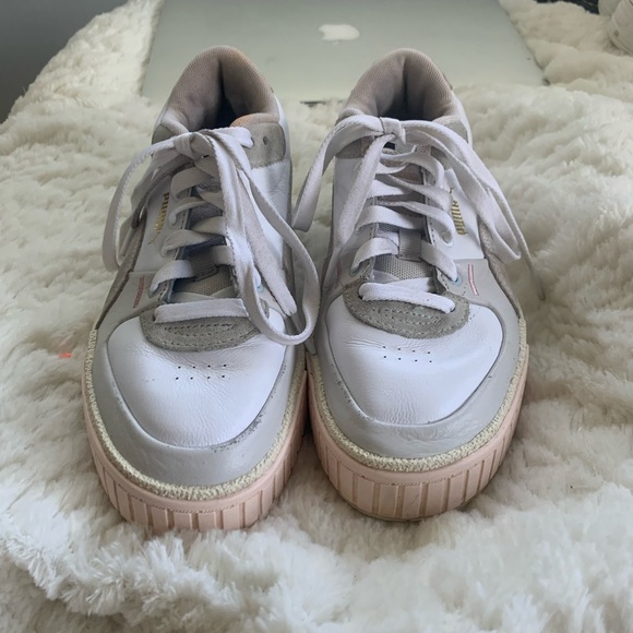 puma sneakers - Picture 1 of 5